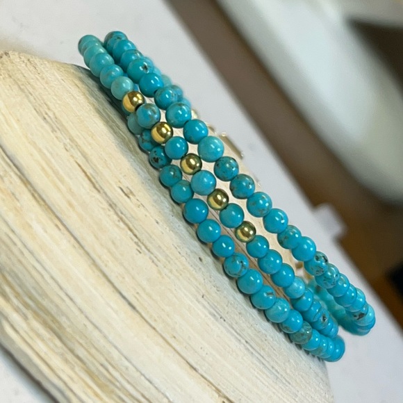 14k Gold Filled. Turquoise. Bracelet - Picture 1 of 5
